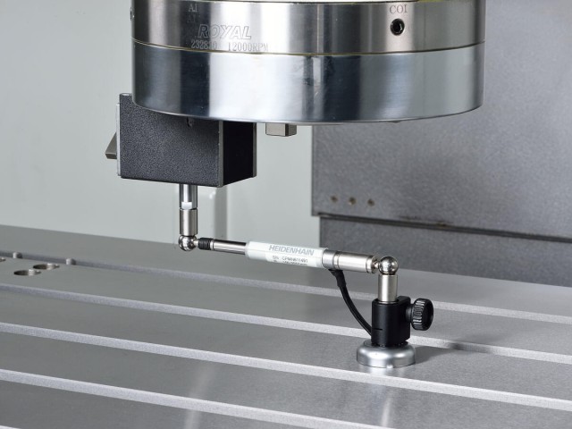 CNC Vertical Machining Center Precision